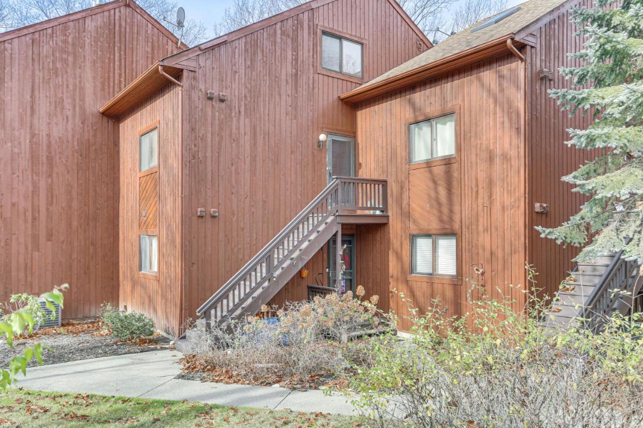 Vernon Township Condo With Balcony Near Ski Lifts! エクステリア 写真
