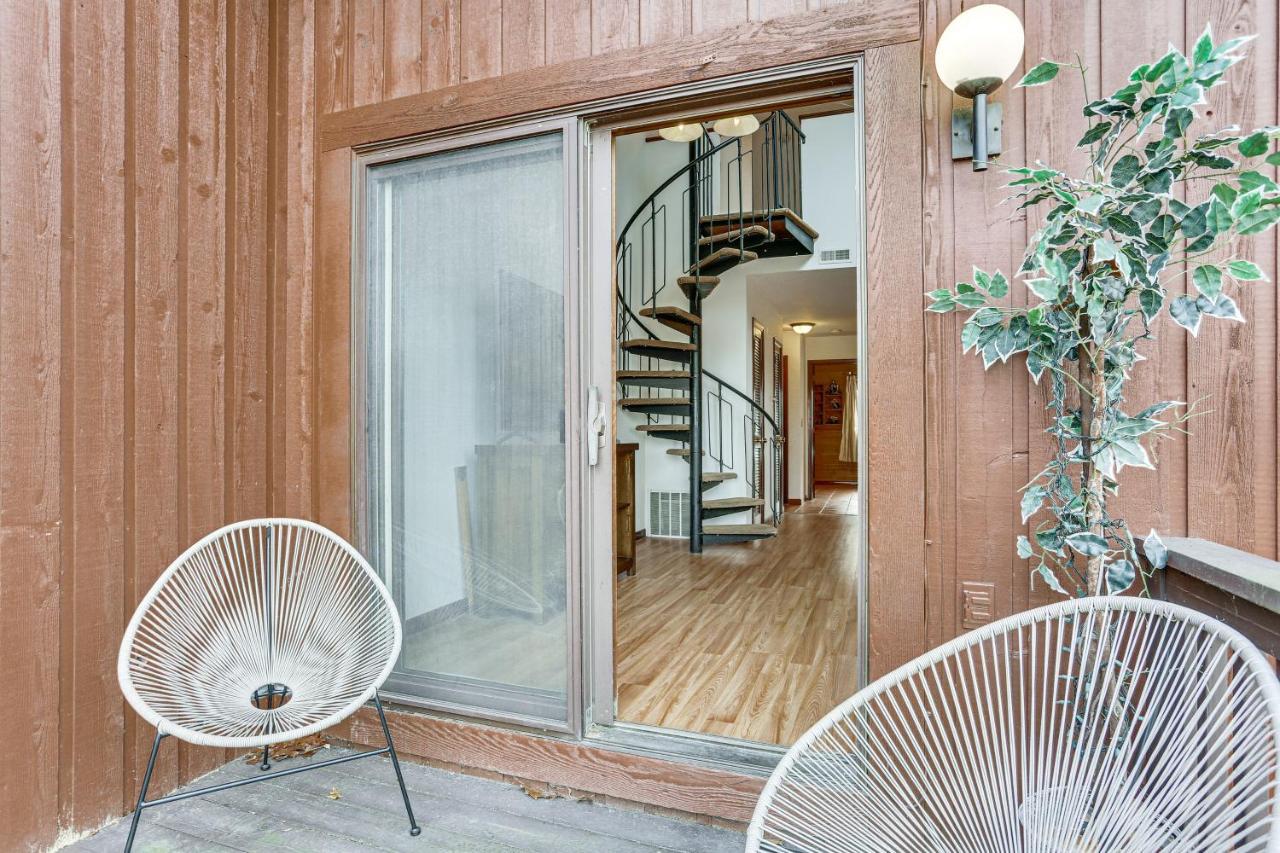 Vernon Township Condo With Balcony Near Ski Lifts! エクステリア 写真